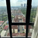 1Tebrau Studio Room Netflix Youtube
